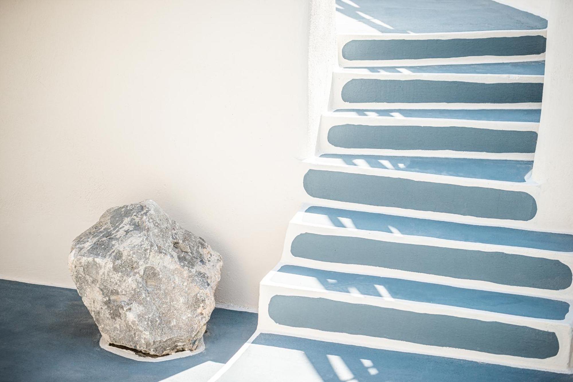 Veneston Suites, Kapari Villa Fira (Santorini)