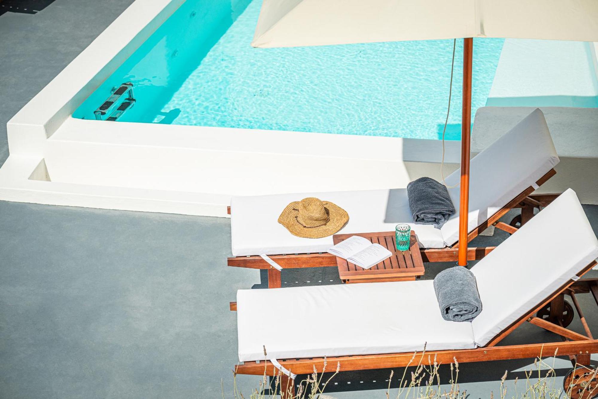 Veneston Suites, Kapari Fira (Santorini)