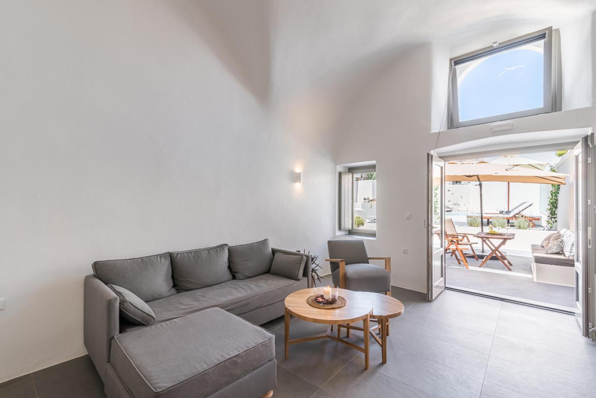 Villa Veneston Suites, Kapari Fira (Santorini)