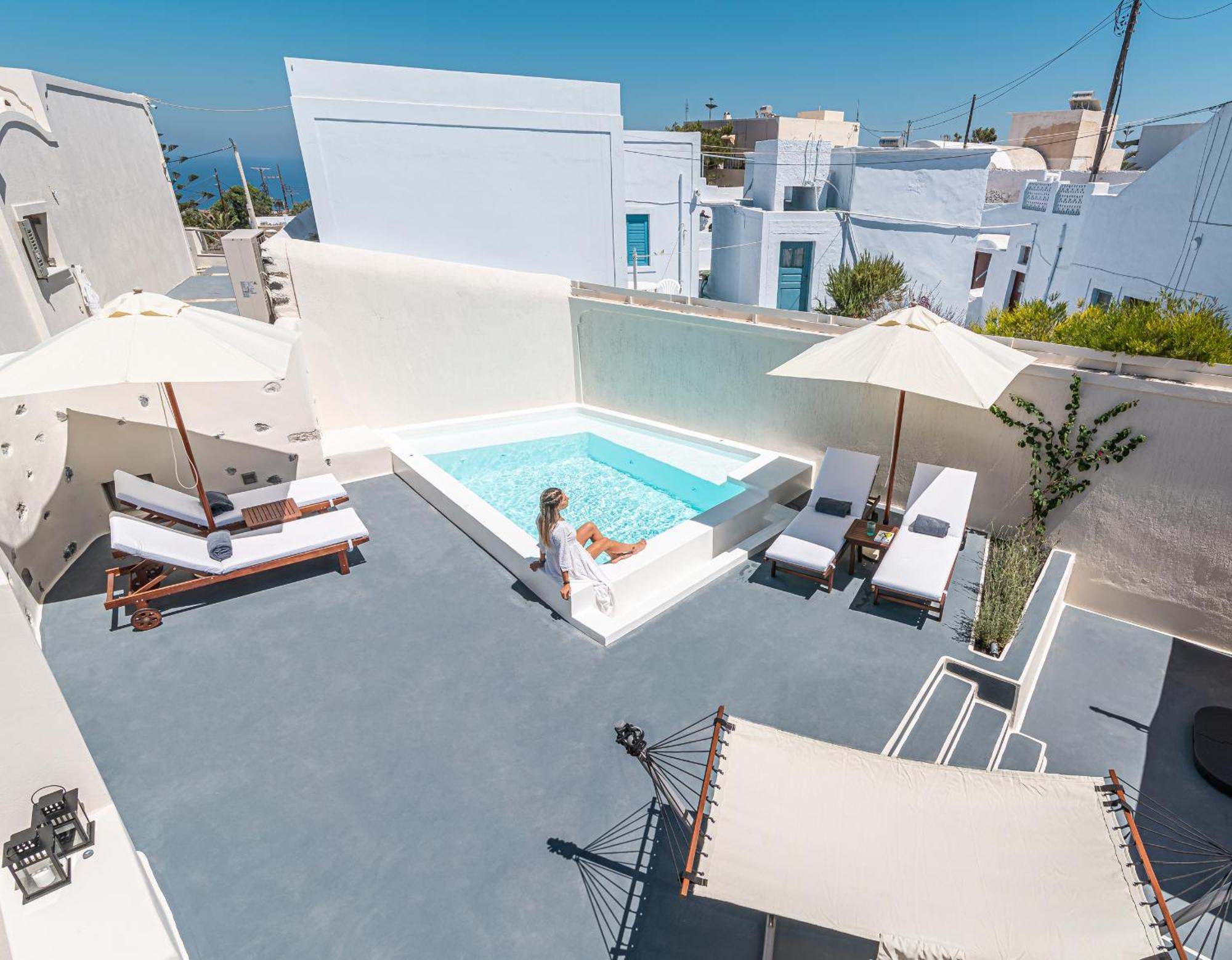 Veneston Suites, Kapari Villa