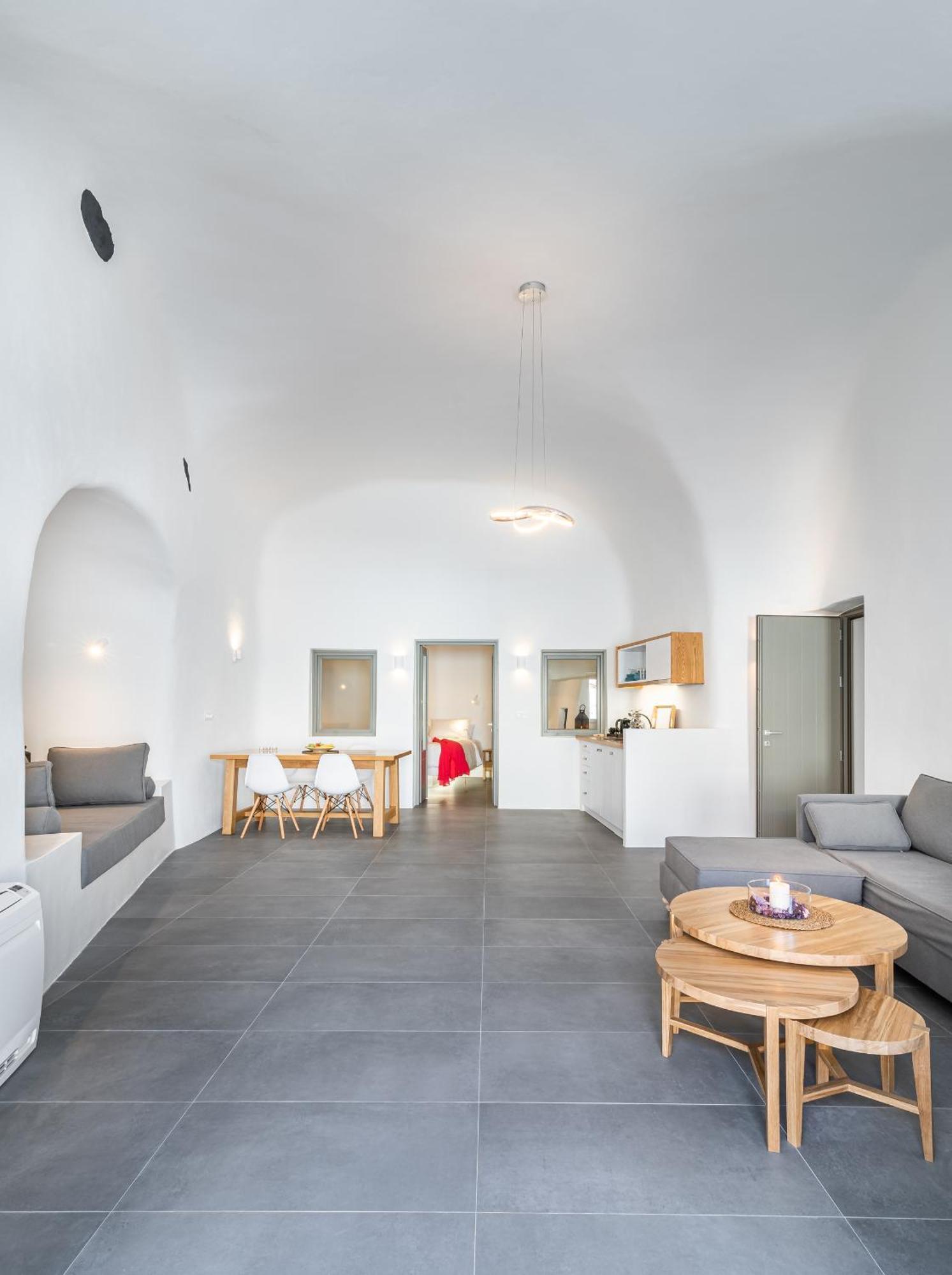 Veneston Suites, Kapari * Fira (Santorini)